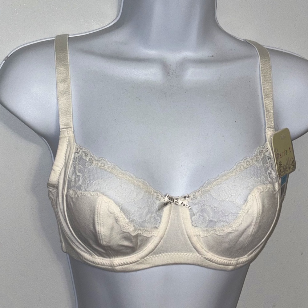 Parfait Parisian Chic Cream Lace Underwire Bra 30D NEW!